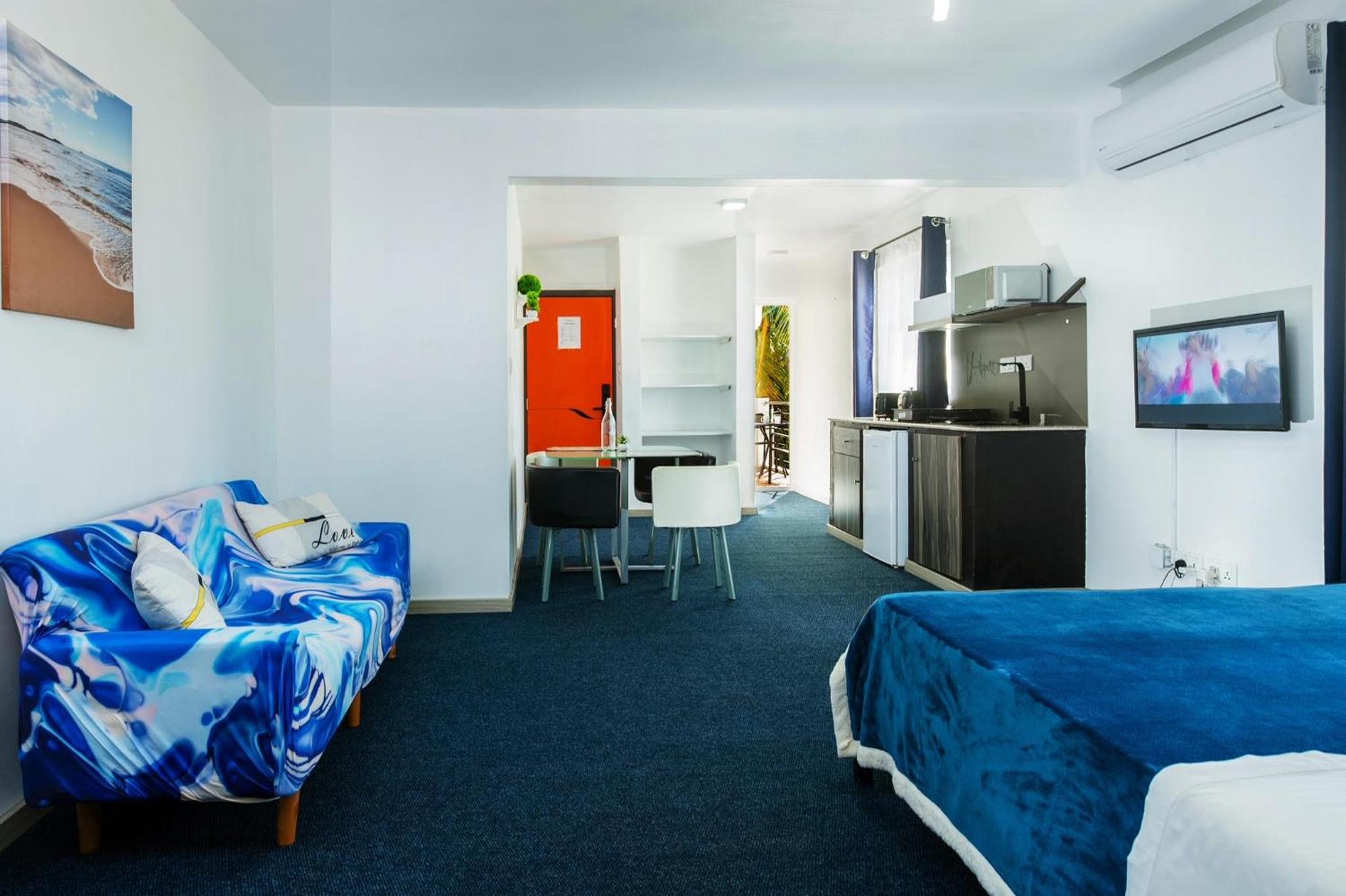 C-View Apartments Flic-en-Flacq Dış mekan fotoğraf